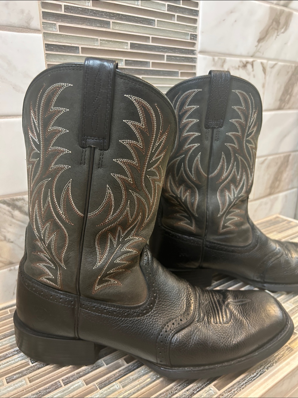 Ariat Black Leather Western Cowboy Boots with Brown Stitching - Picture 7 of 12